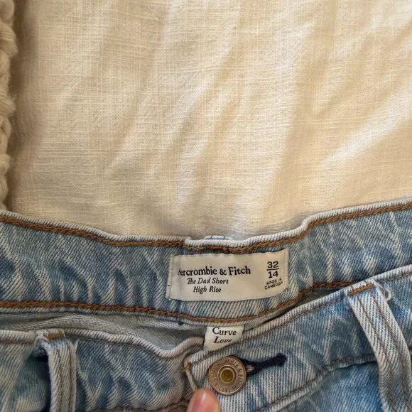 Abercrombie Dad Shorts - Picture 2 of 4